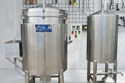 Nồi Chưng Cất Tinh Dầu Bưởi 500L Inox 304 – Giải Pháp Chưng Cất Hiệu Quả Cho Doanh Nghiệp Sản Xuất Tinh Dầu