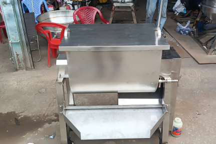Máy trộn thực phẩm nằm ngang – Giải pháp tự động hóa giúp xưởng chế biến nâng cao năng suất năm 2026