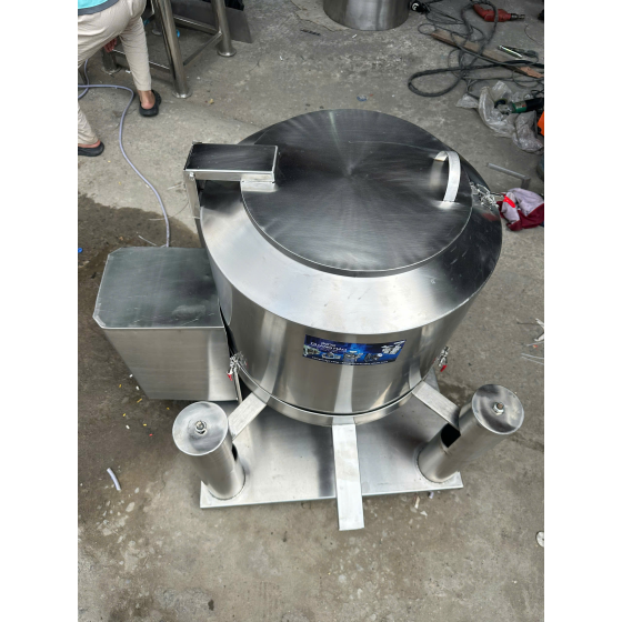 Máy vắt ly tâm 100L
