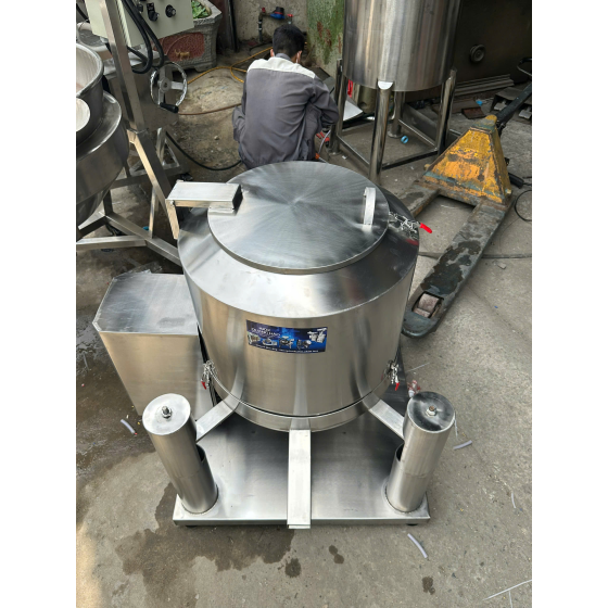 Máy vắt ly tâm 100L