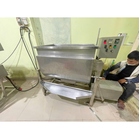 Máy Trộn Nằm Ngang 3 Lớp Gia Nhiệt 100Kg