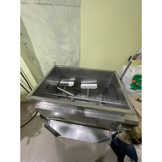 Máy Trộn Thực Phẩm Nằm Ngang Gia Nhiệt