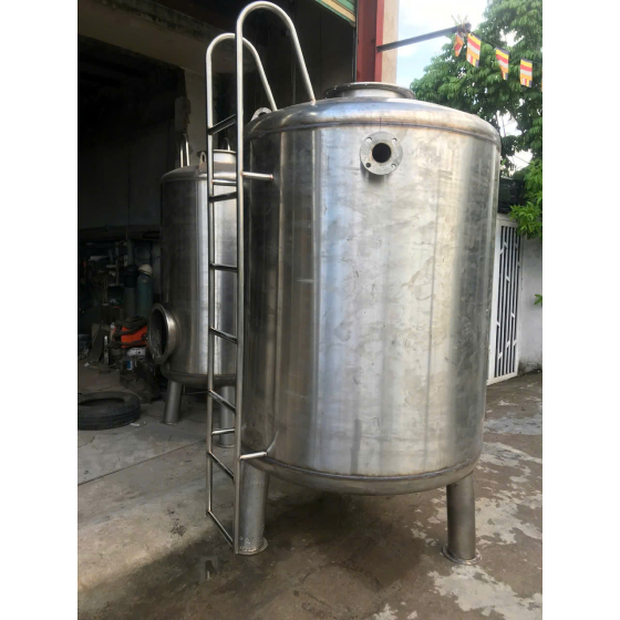 Bồn Nước 3000 Lít Đứng Bằng Inox  