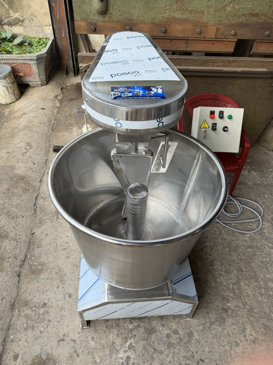 Kích thước của máy đánh bột làm bánh mì công suất lớn tại Inox Quang Hảo