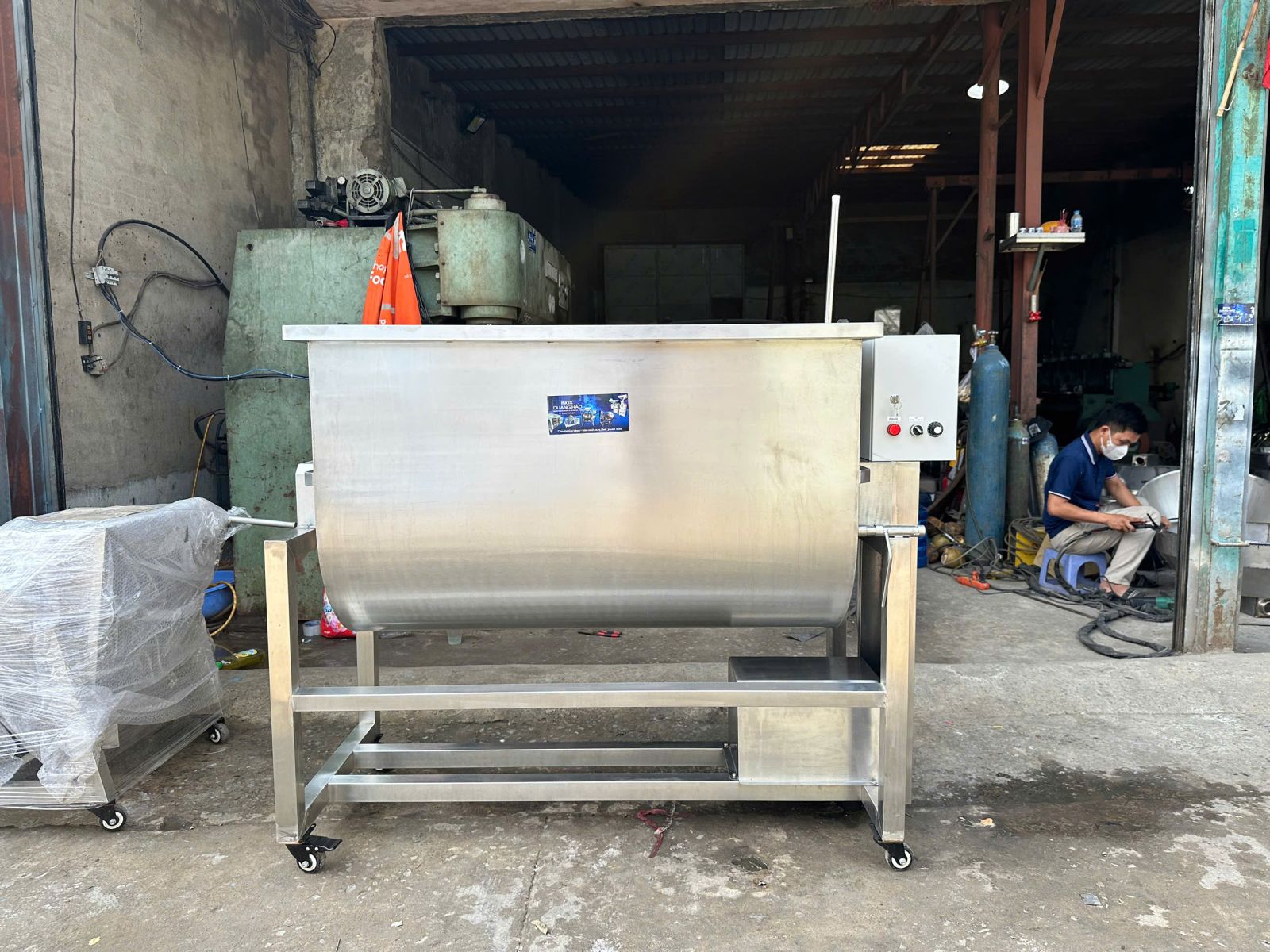 Máy trộn thực phẩm nằm ngang 15kg-30kg